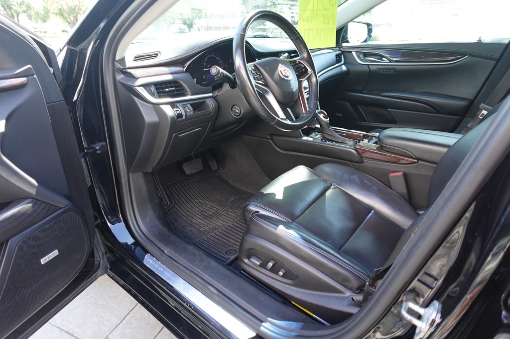 2015 Cadillac XTS Image 9