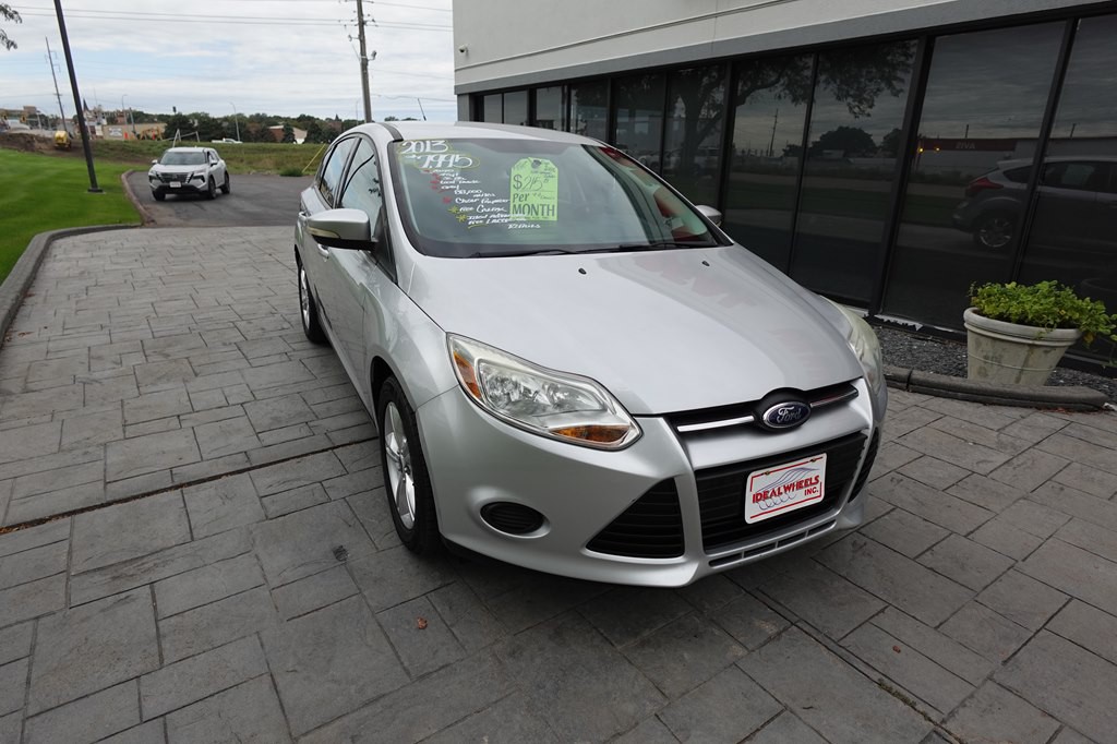 2013 Ford Focus Image 8
