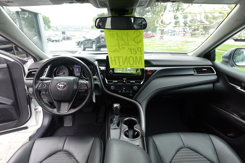 2024 Toyota Camry Image 15