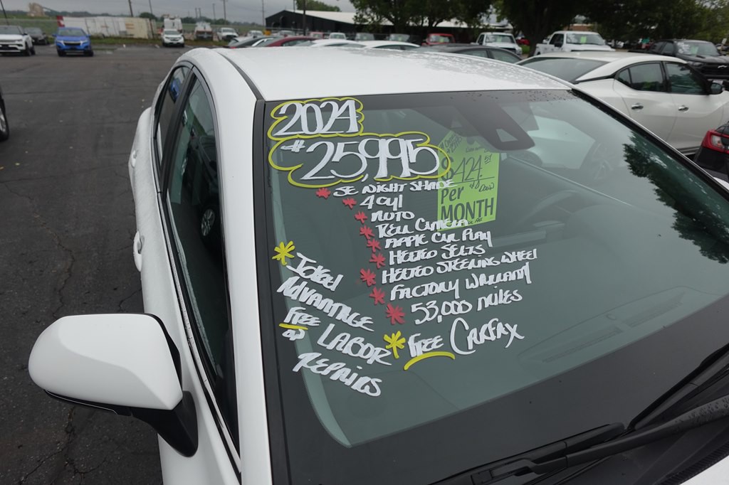 2024 Toyota Camry Image 19
