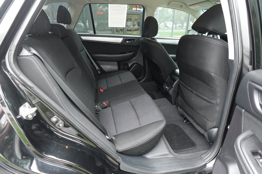 2018 Subaru Outback Image 16