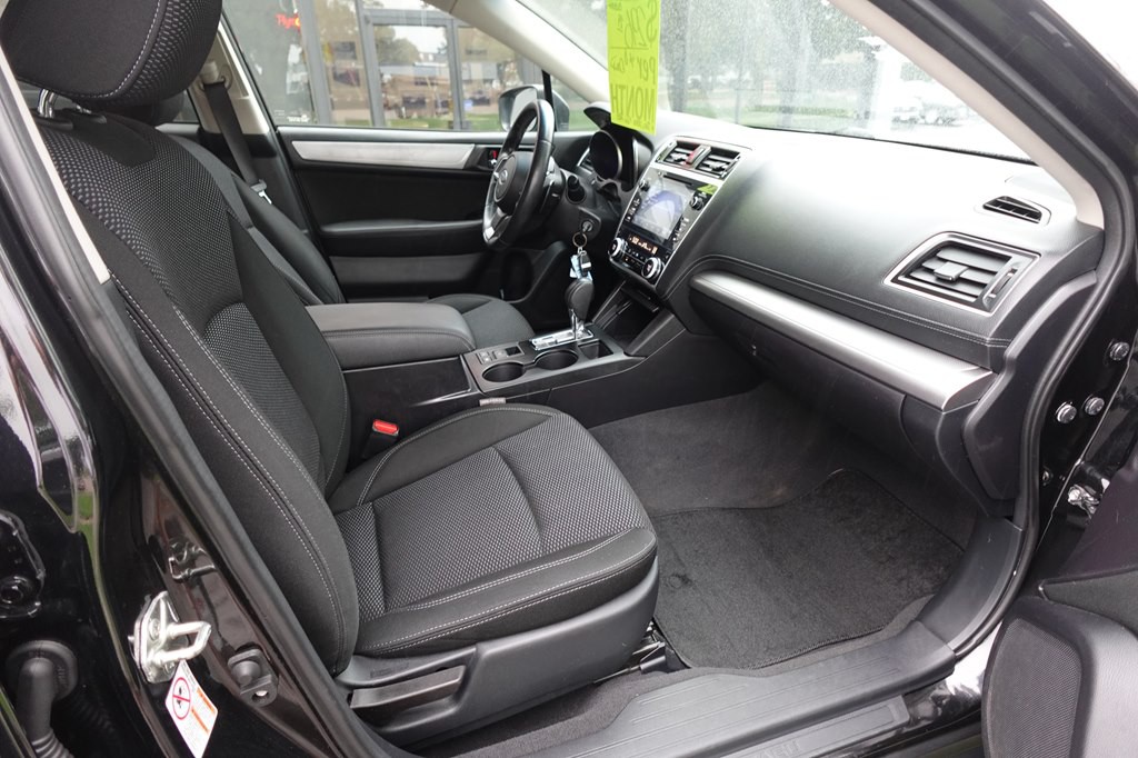 2018 Subaru Outback Image 17