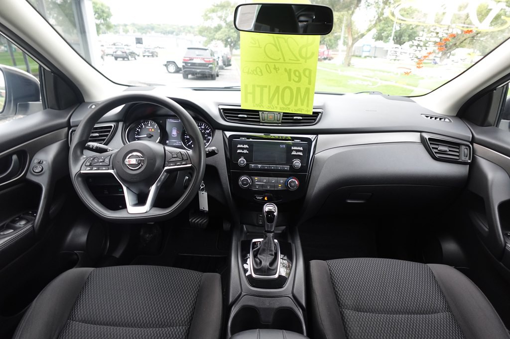 2017 Nissan Rogue Image 15