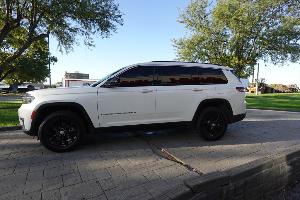 2023 Jeep Grand Cherokee Image 6
