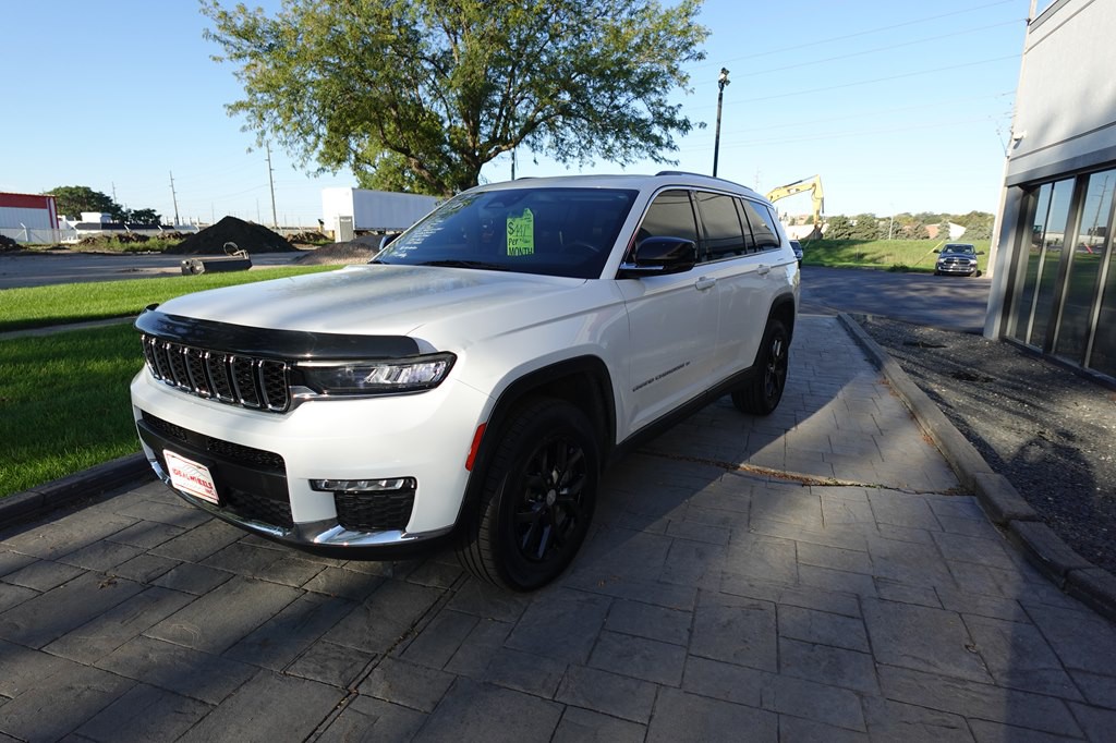 2023 Jeep Grand Cherokee Image 7