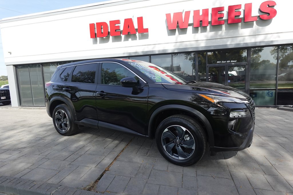 2024 Nissan Rogue Image 1