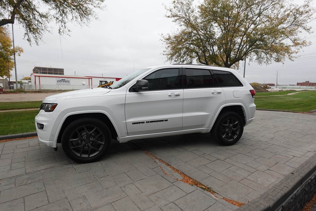 2021 Jeep Grand Cherokee Image 6