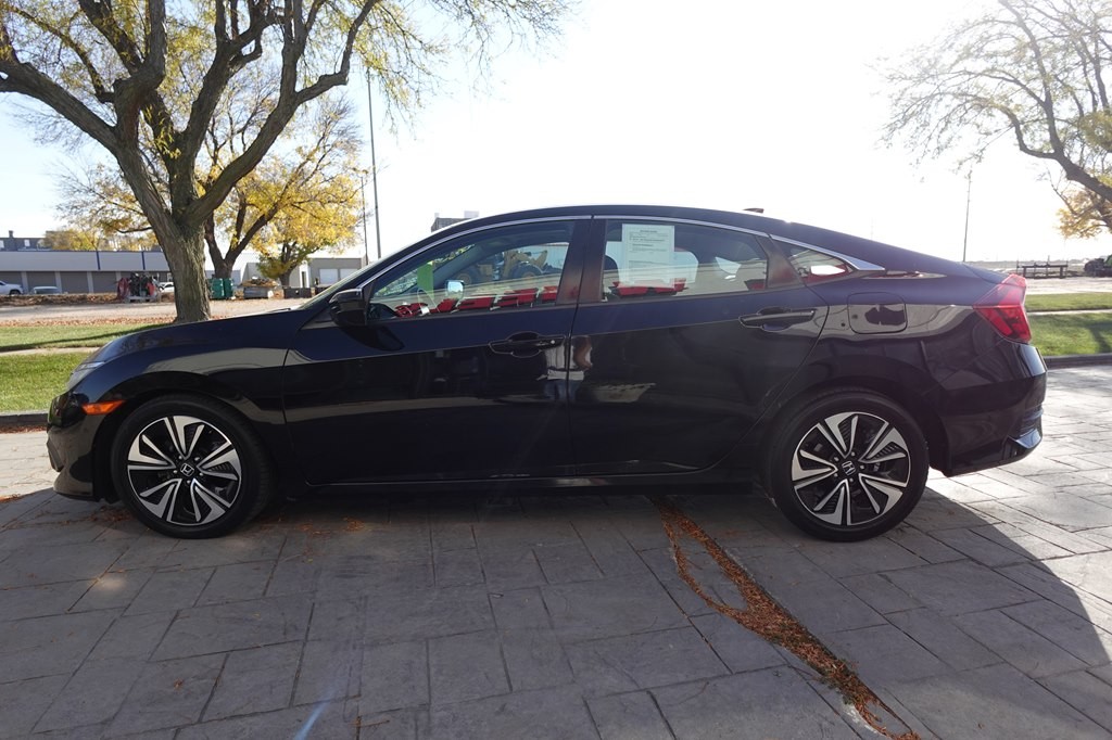 2017 Honda Civic Image 6