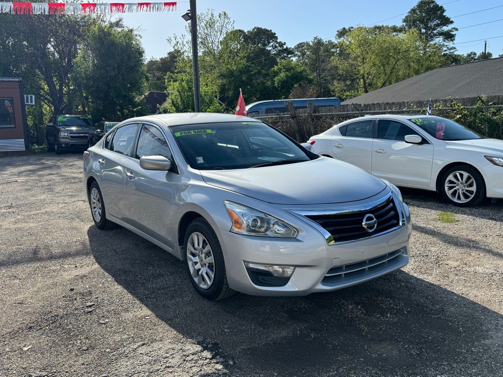 2014 Nissan Altima Image 2