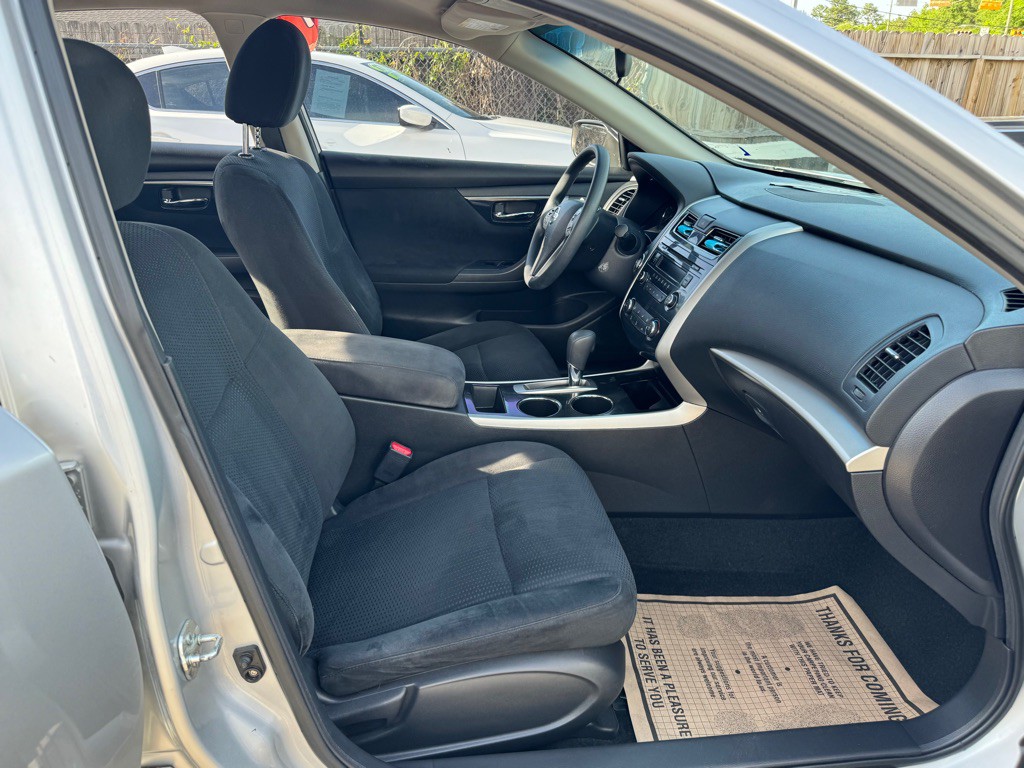 2014 Nissan Altima Image 5