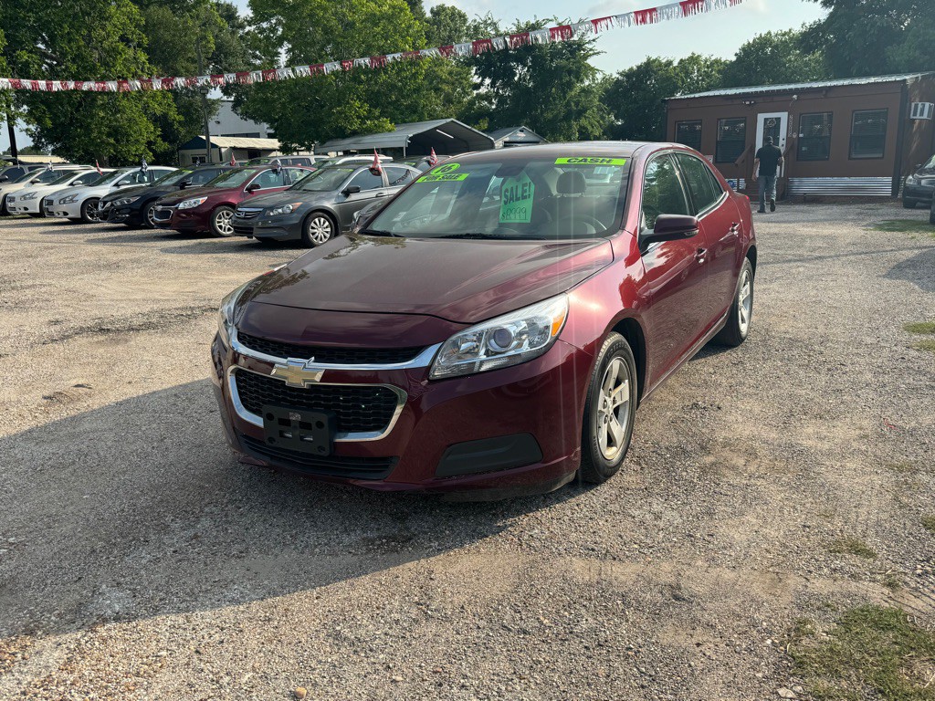 2016 Chevrolet Malibu Image 1