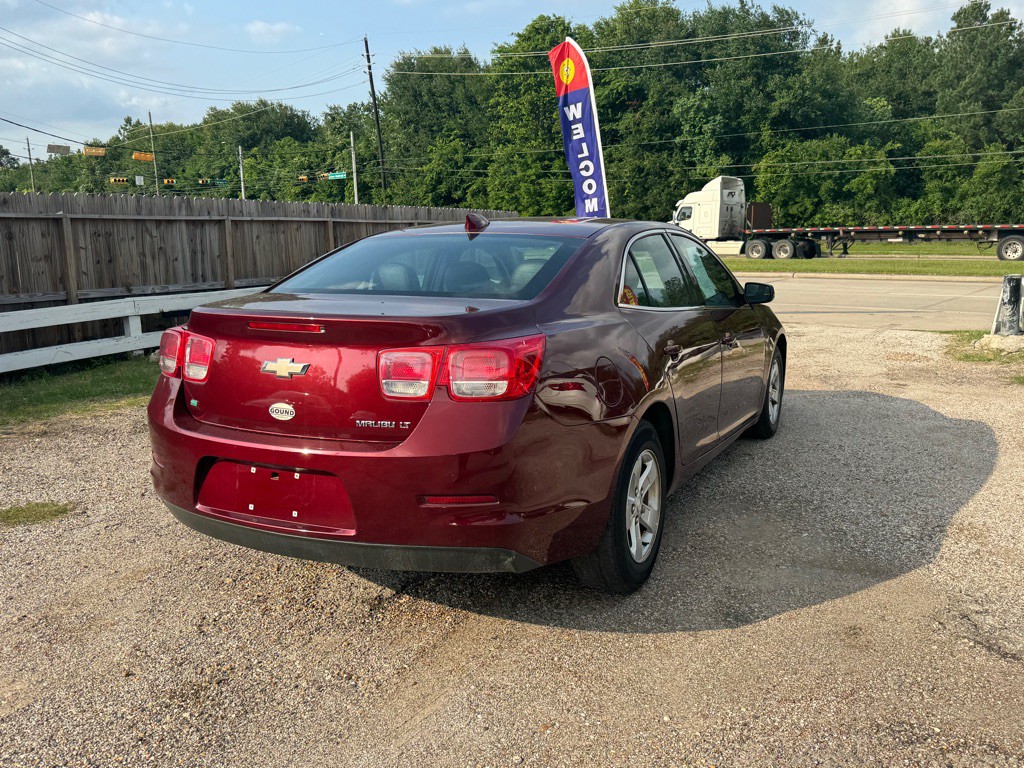 2016 Chevrolet Malibu Image 3