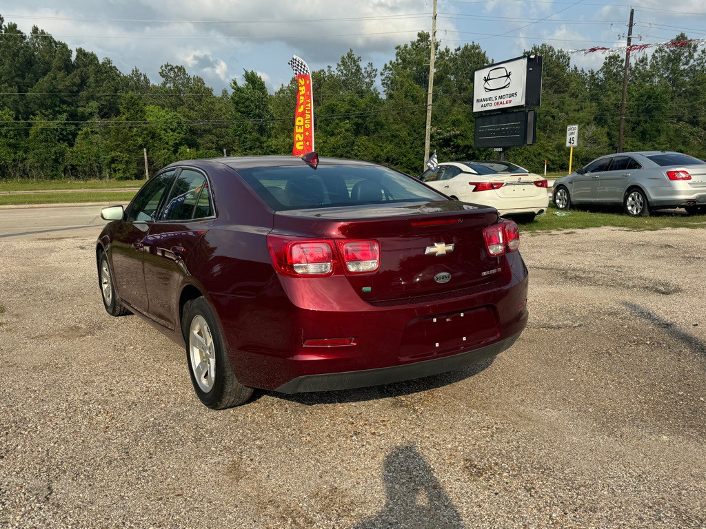 2016 Chevrolet Malibu Image 4