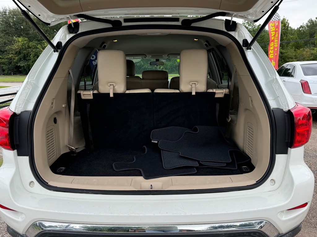 2017 Nissan Pathfinder Image 5