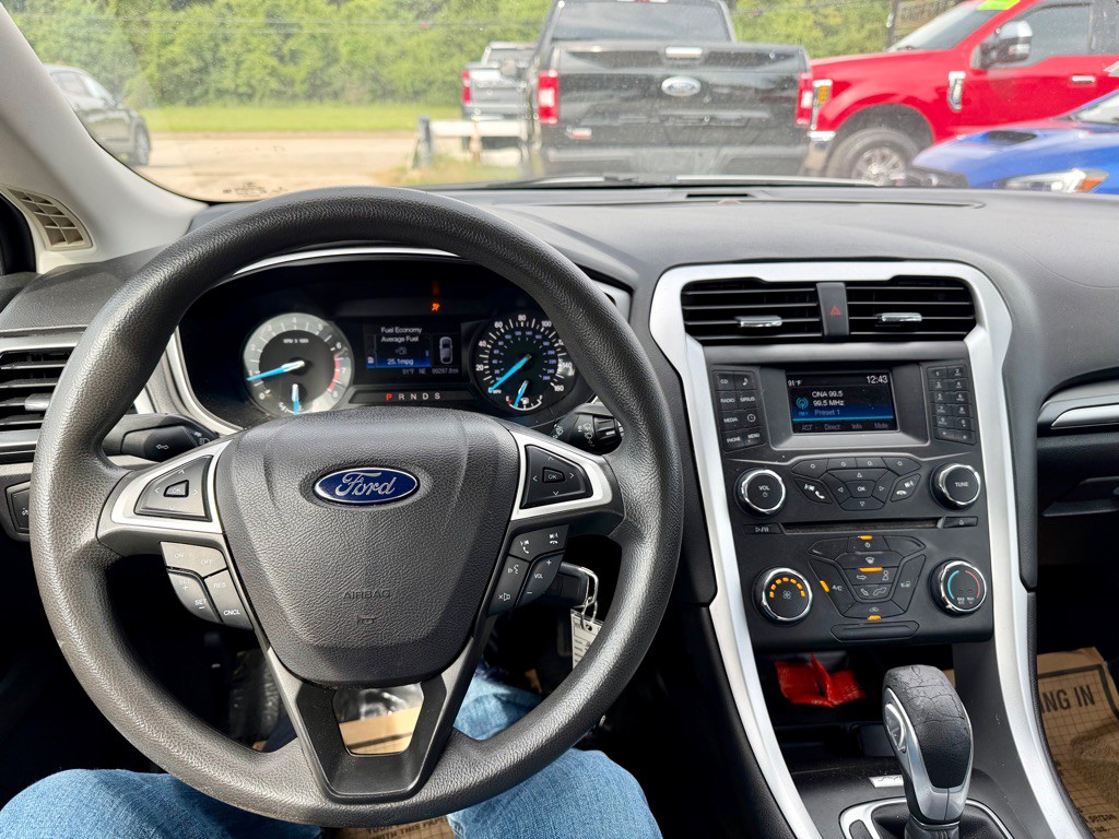 2016 Ford Fusion Image 7