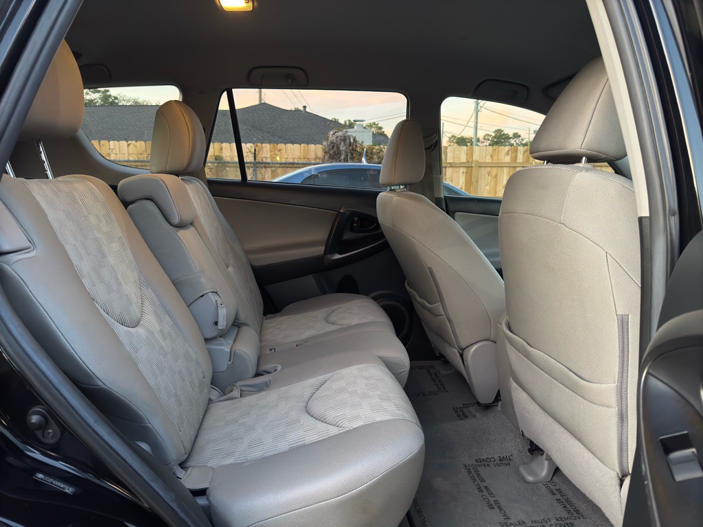 2012 Toyota Rav4 Image 6