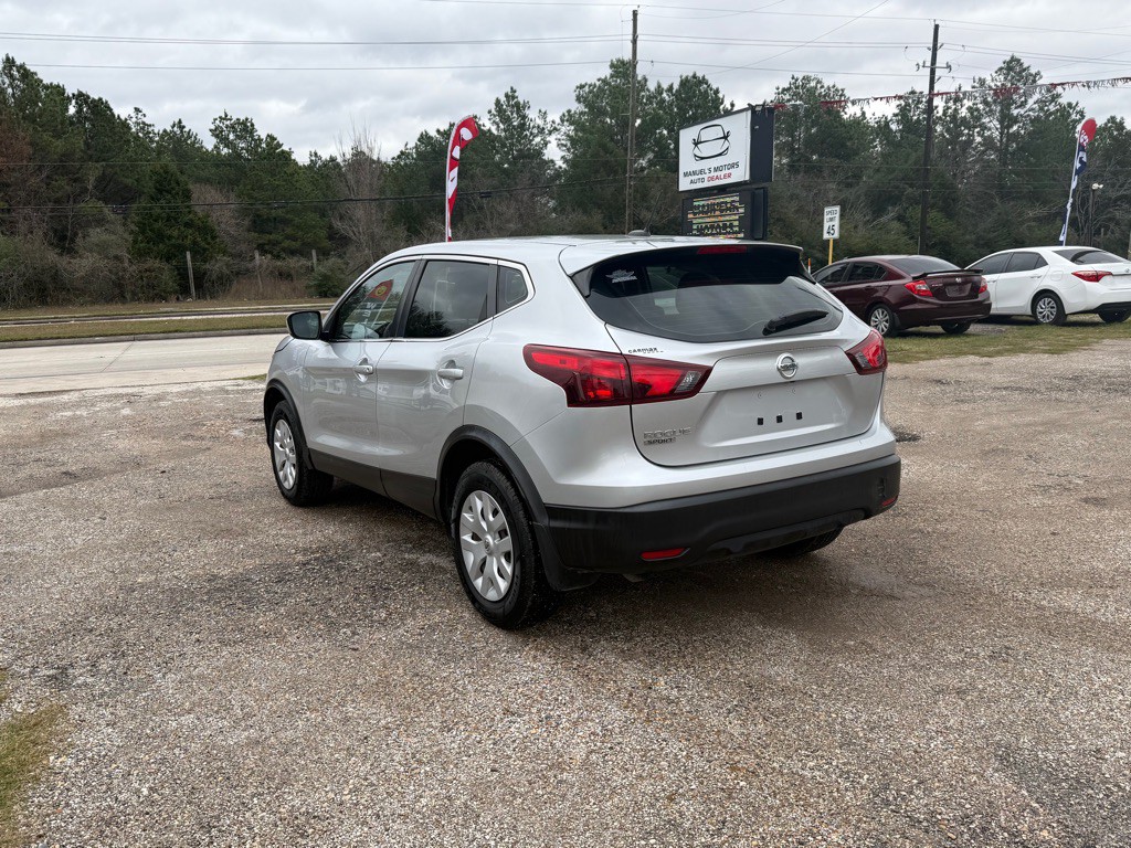 2019 Nissan Rogue Image 4