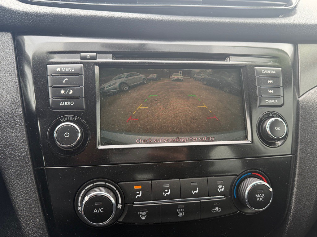 2019 Nissan Rogue Image 9