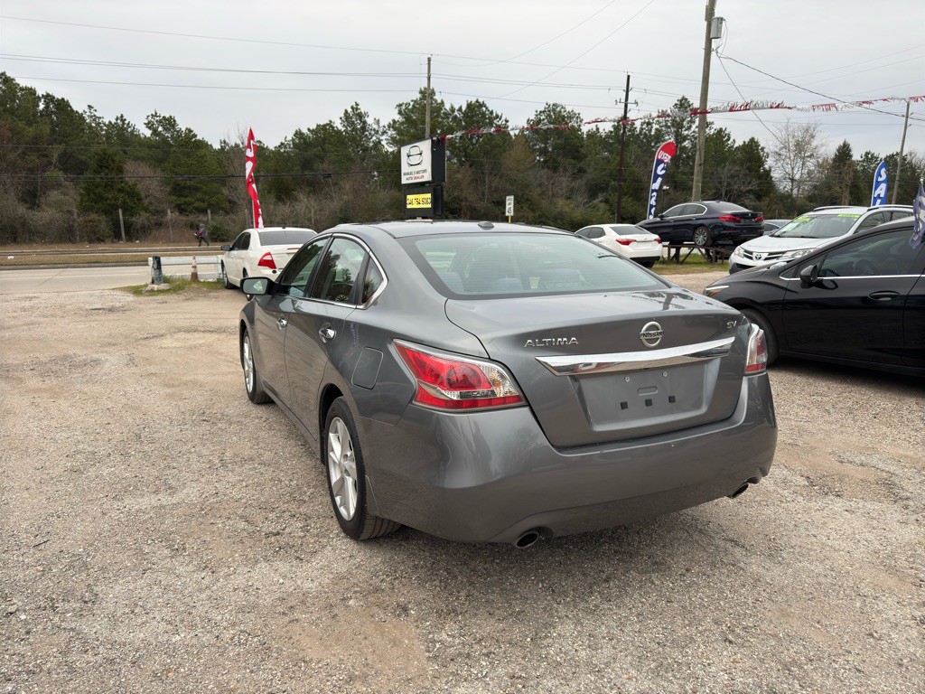 2015 Nissan Altima Image 3