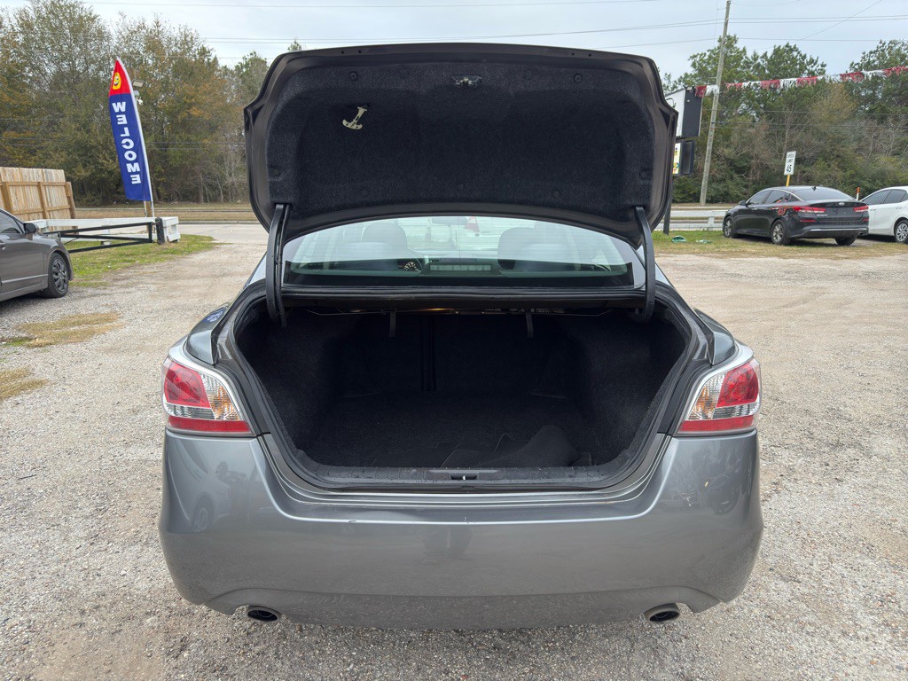 2015 Nissan Altima Image 5