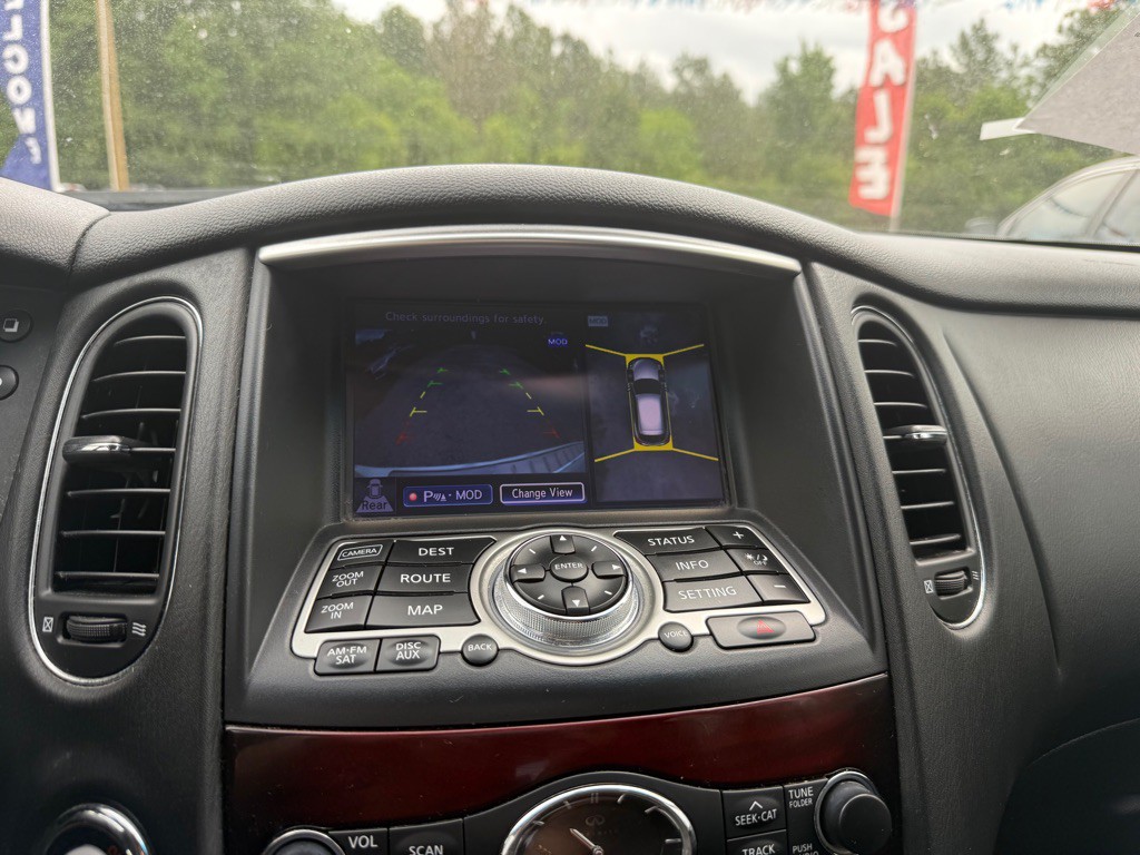 2017 INFINITI QX50 Image 11