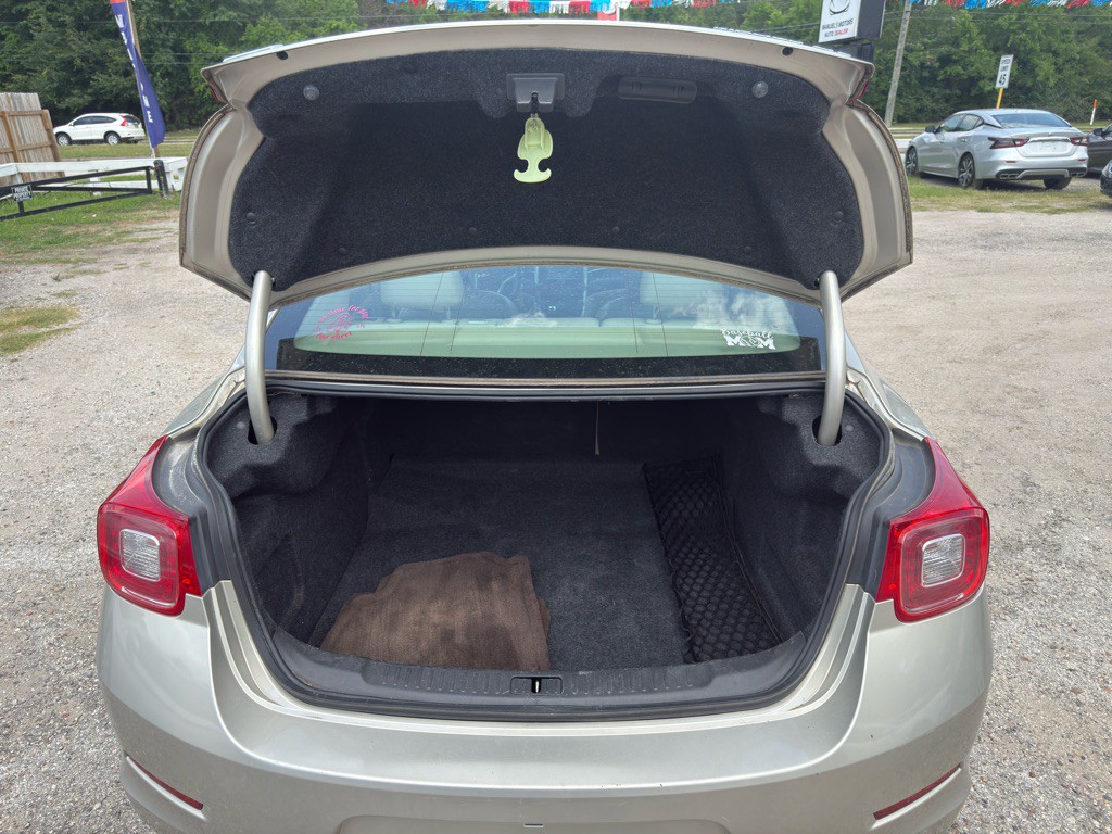 2014 Chevrolet Malibu Image 5