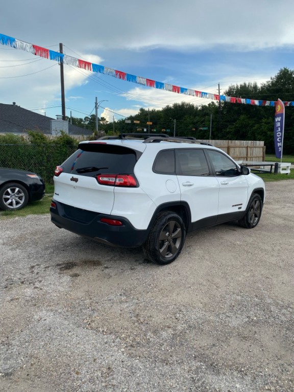 2016 Jeep Cherokee Image 4