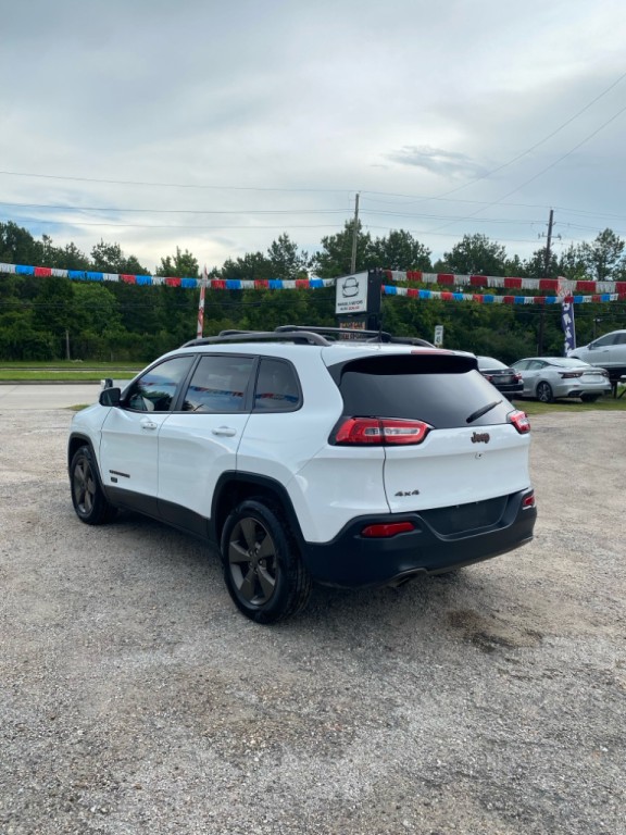 2016 Jeep Cherokee Image 5