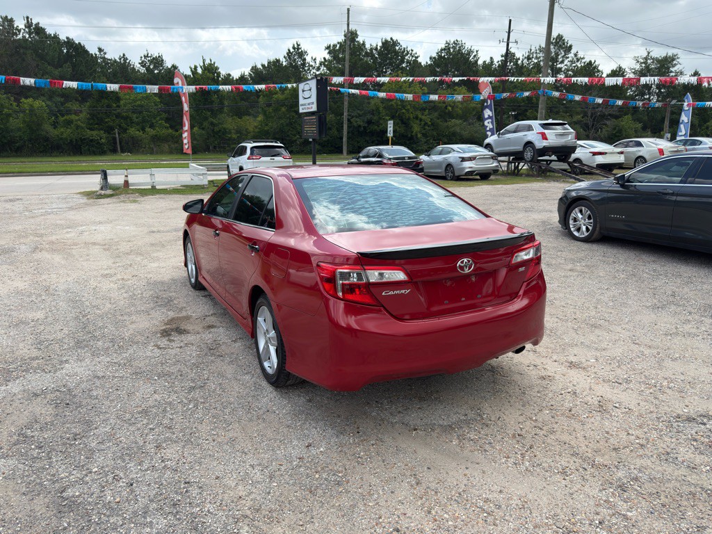 2013 Toyota Camry Image 3