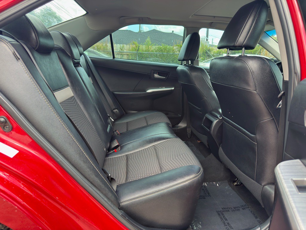 2013 Toyota Camry Image 7