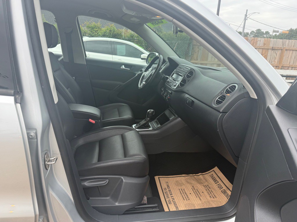 2013 Volkswagen Tiguan Image 5