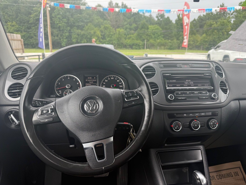 2013 Volkswagen Tiguan Image 8