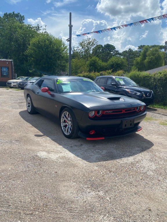 2015 Dodge Challenger Image 2