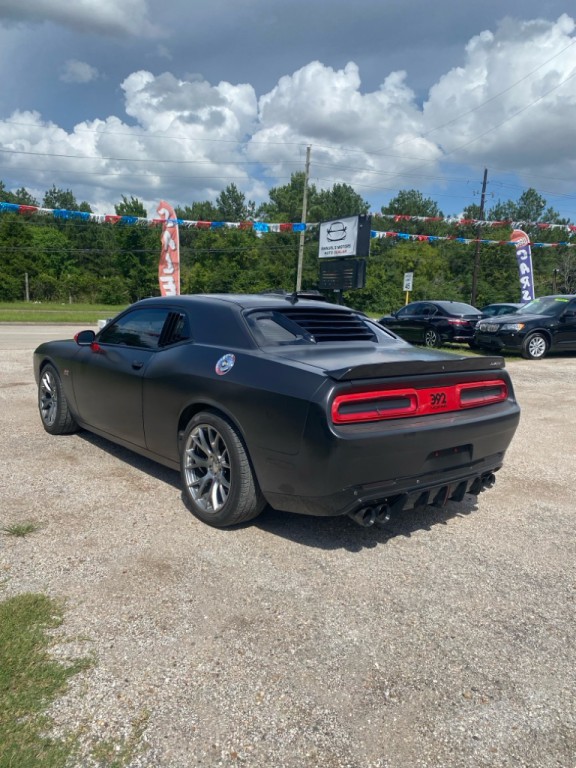 2015 Dodge Challenger Image 4
