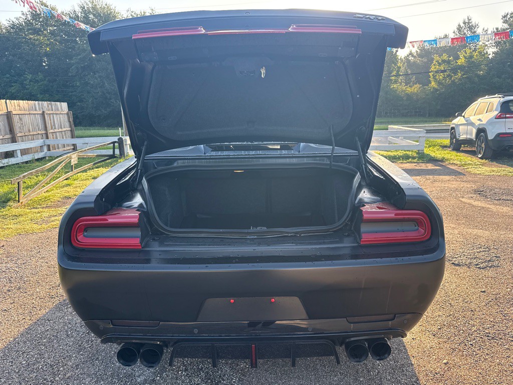 2015 Dodge Challenger Image 5