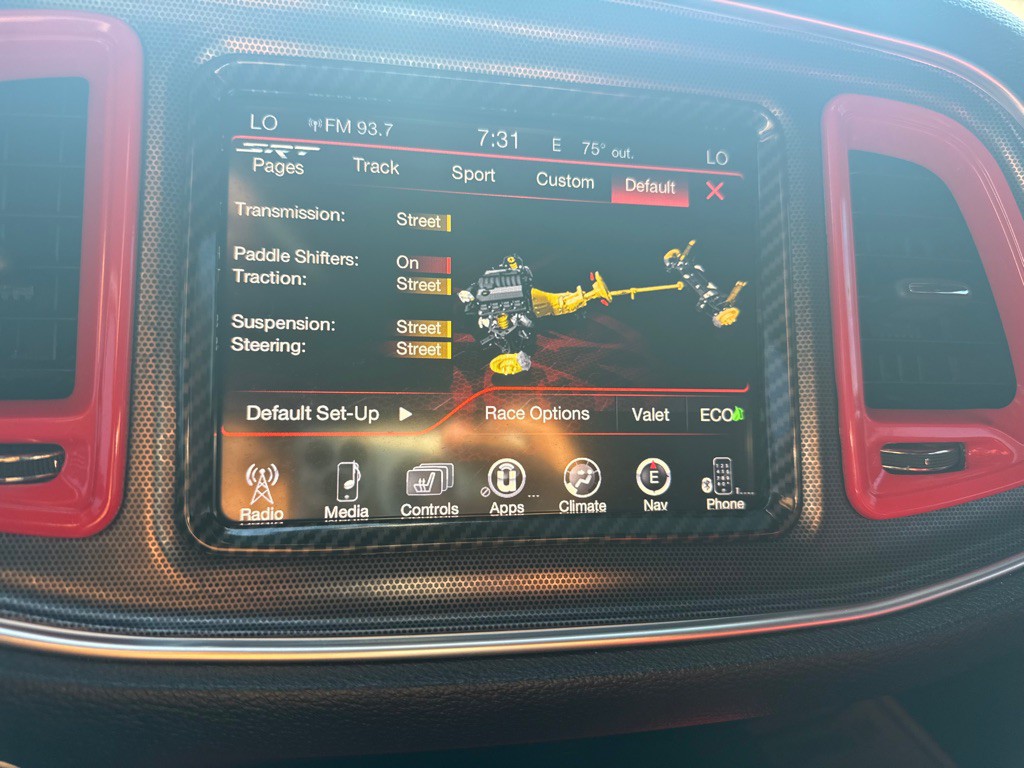 2015 Dodge Challenger Image 14