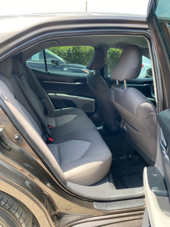 2018 Toyota Camry Image 6