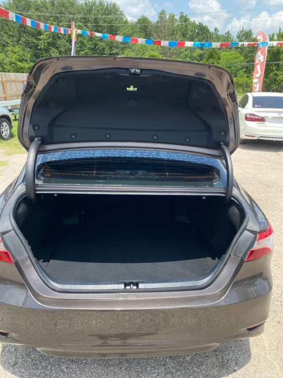 2018 Toyota Camry Image 8