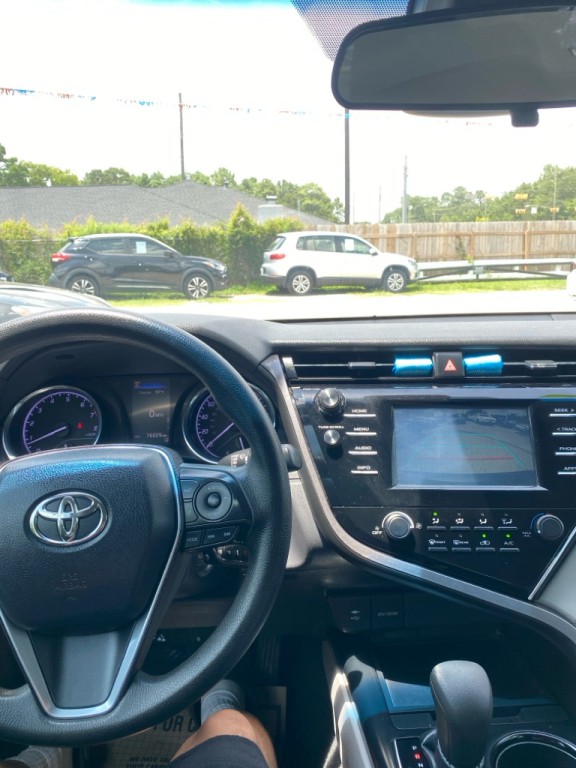 2018 Toyota Camry Image 9
