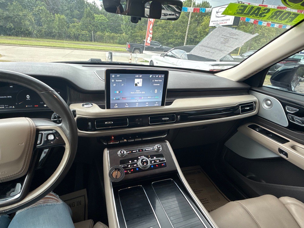 2022 Lincoln Aviator Image 17