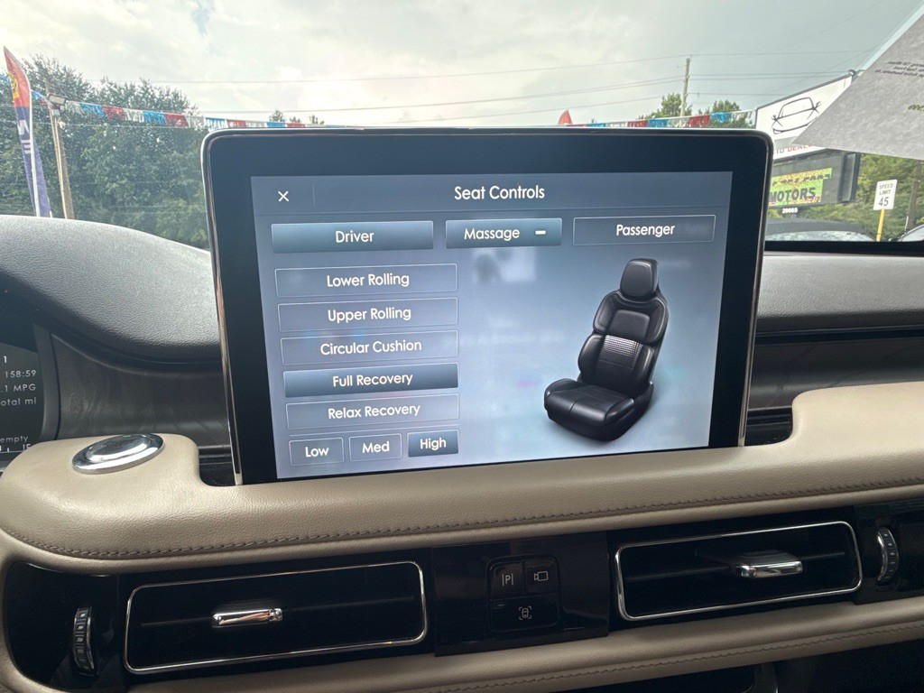 2022 Lincoln Aviator Image 18