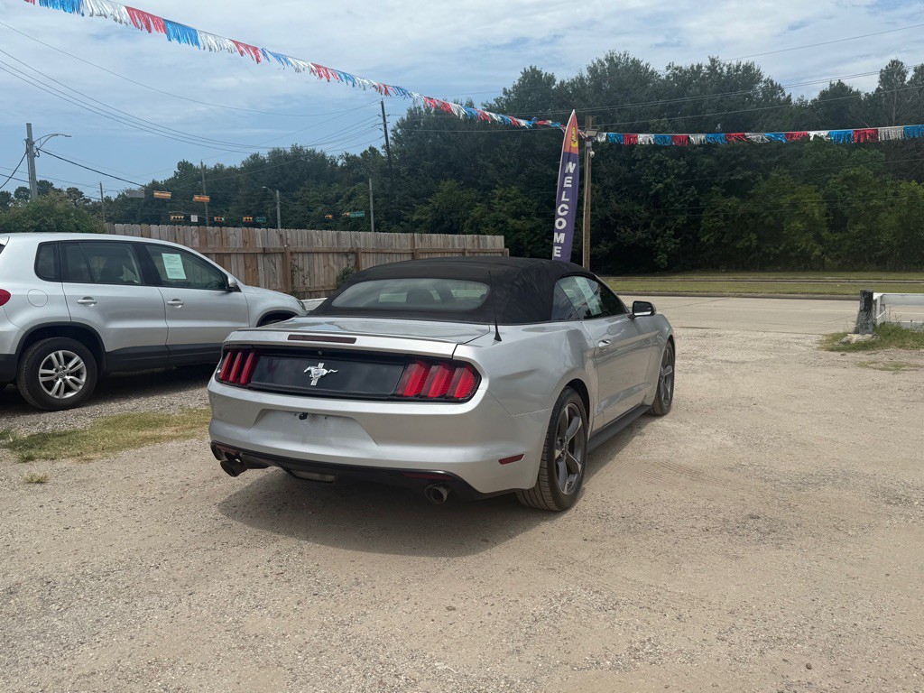 2015 Ford Mustang Image 3