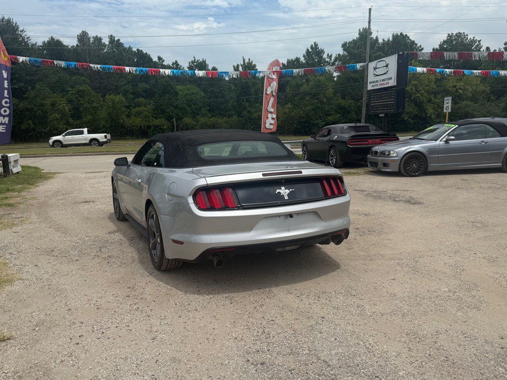 2015 Ford Mustang Image 4