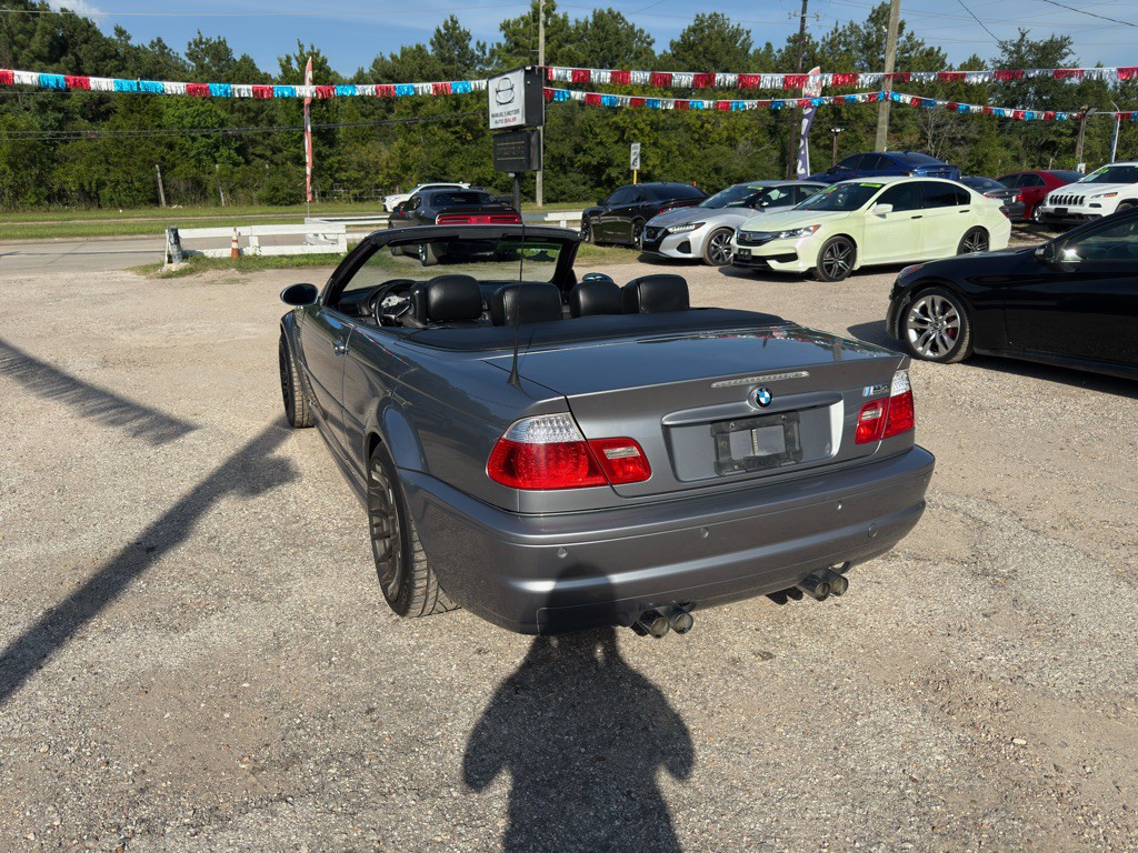 2005 BMW M3 Image 3