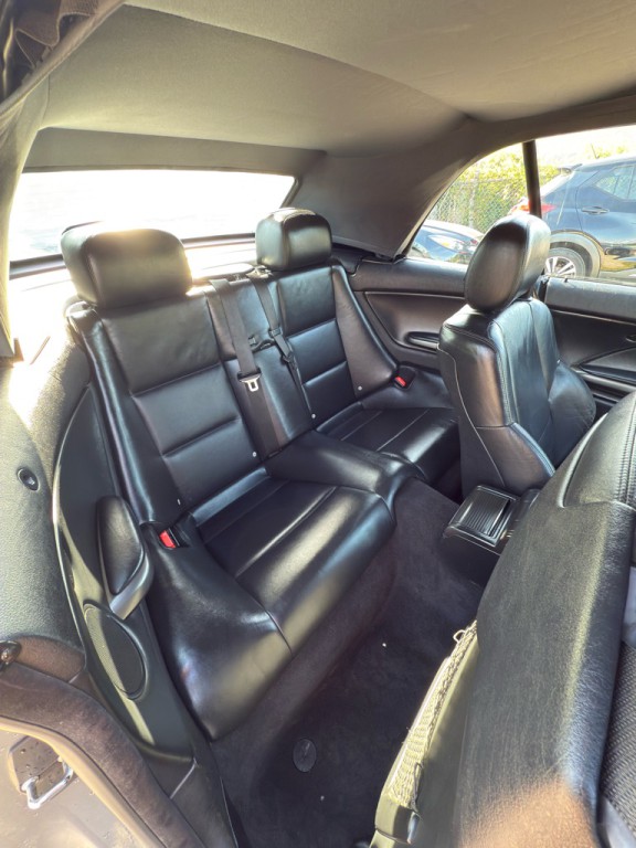 2005 BMW M3 Image 10