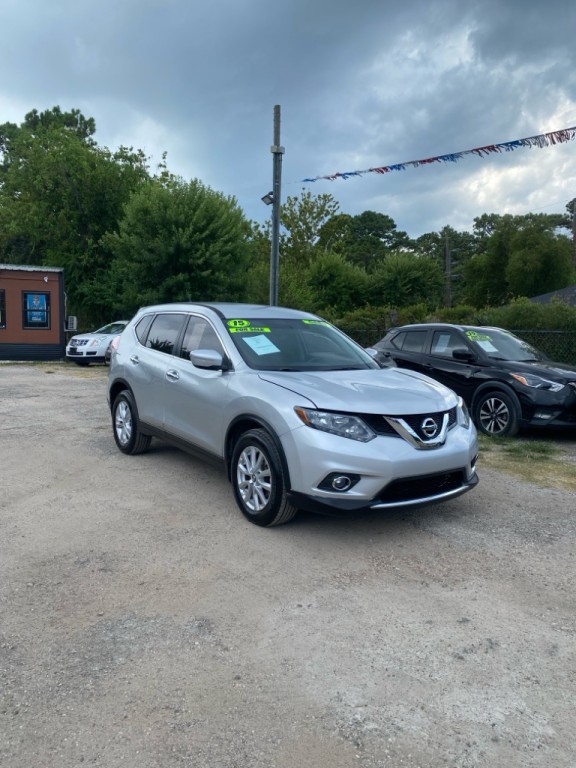 2015 Nissan Rogue Image 2