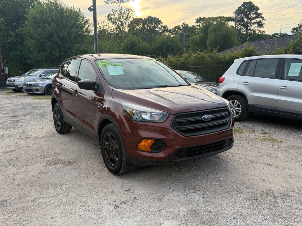 2018 Ford Escape Image 2