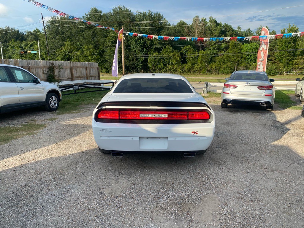 2014 Dodge Challenger Image 5