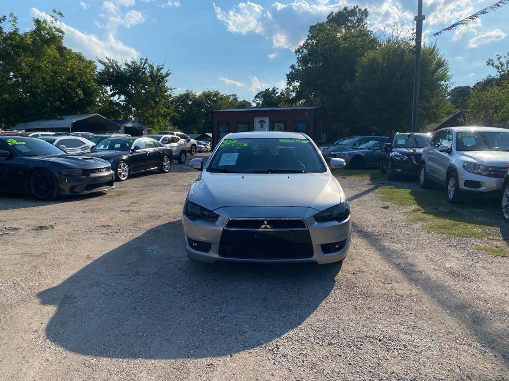 2017 Mitsubishi Lancer Image 3