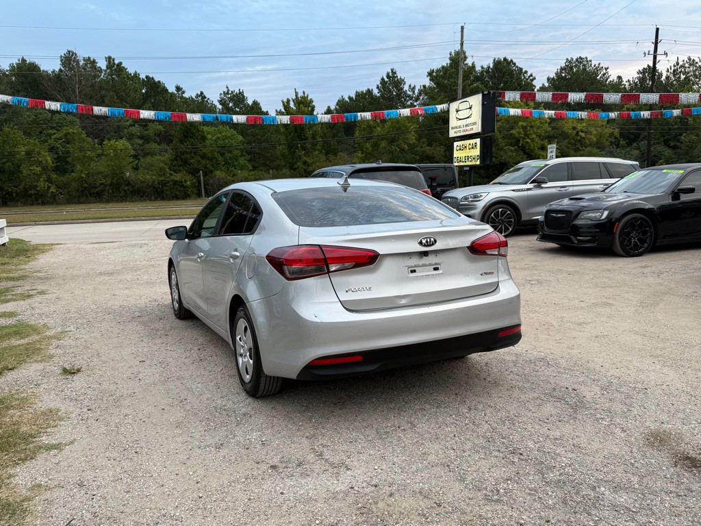 2018 Kia Forte Image 3